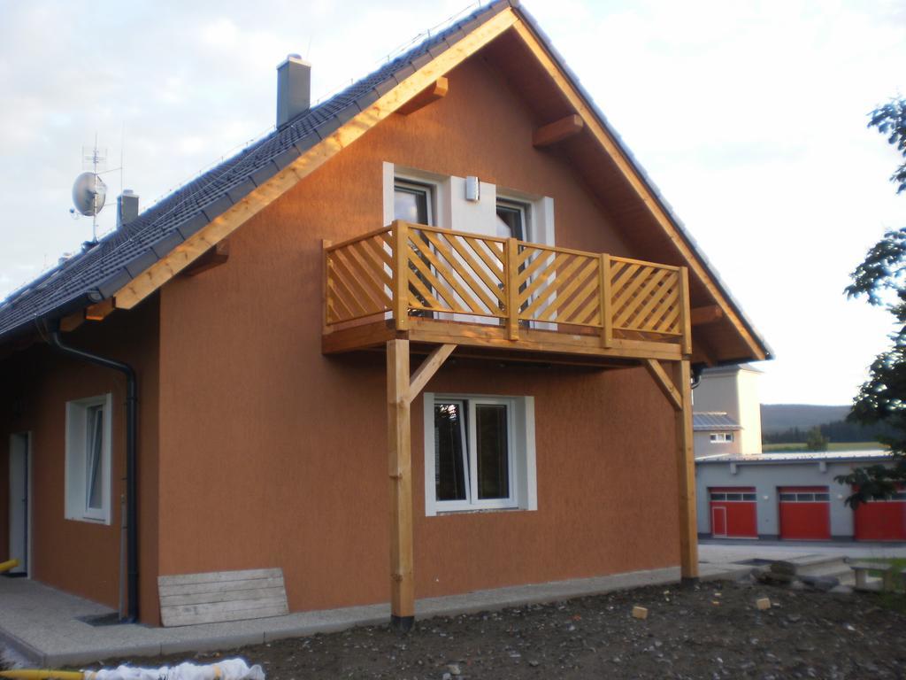 Apartmany Eva Frymburk Exteriör bild