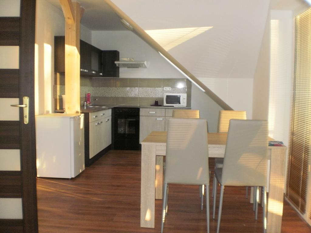 Apartmany Eva Frymburk Exteriör bild