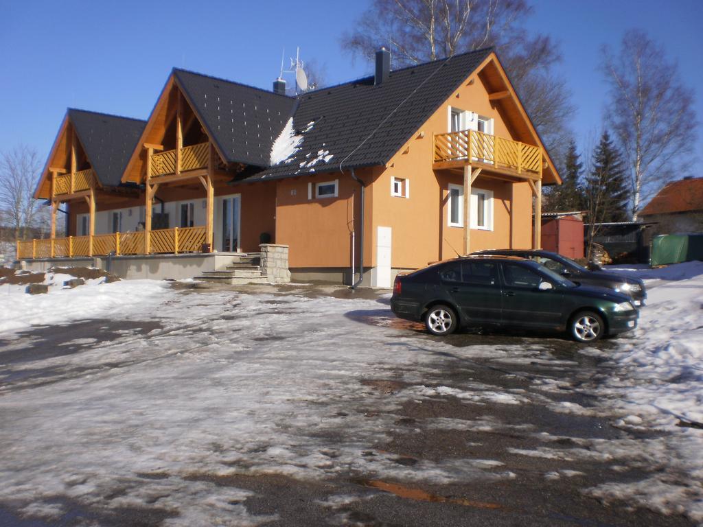 Apartmany Eva Frymburk Exteriör bild