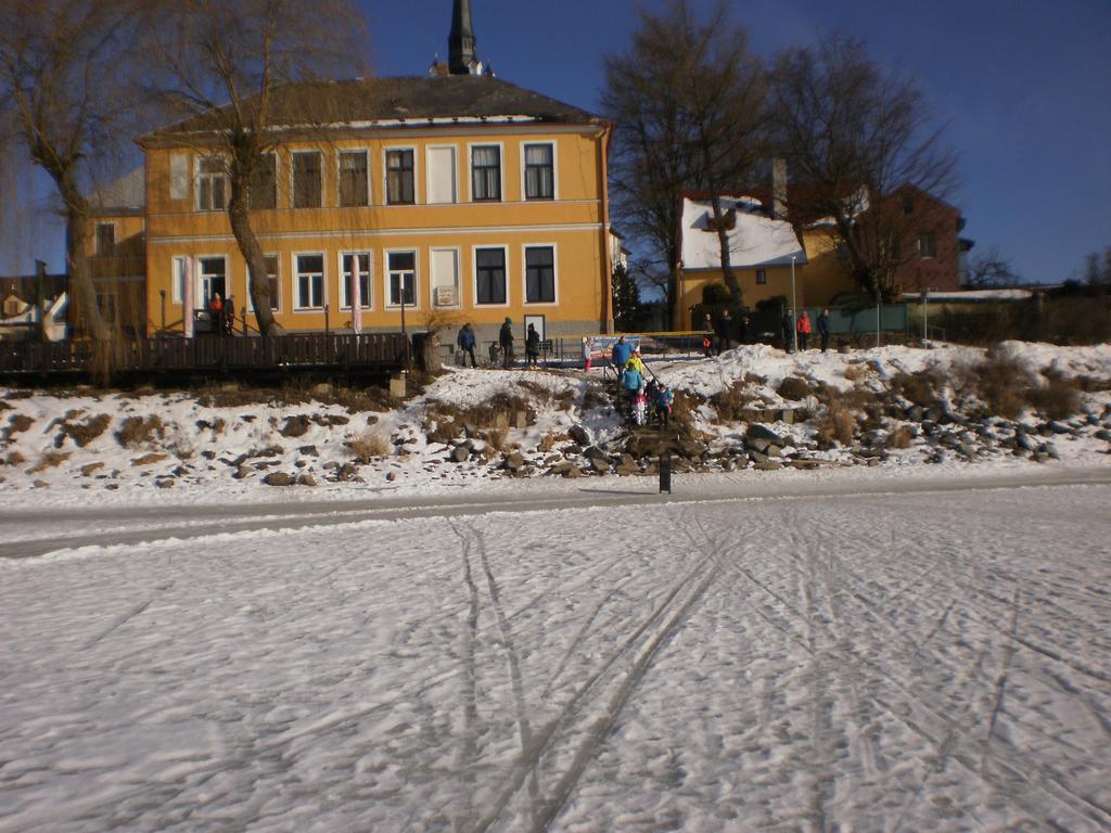 Apartmany Eva Frymburk Exteriör bild