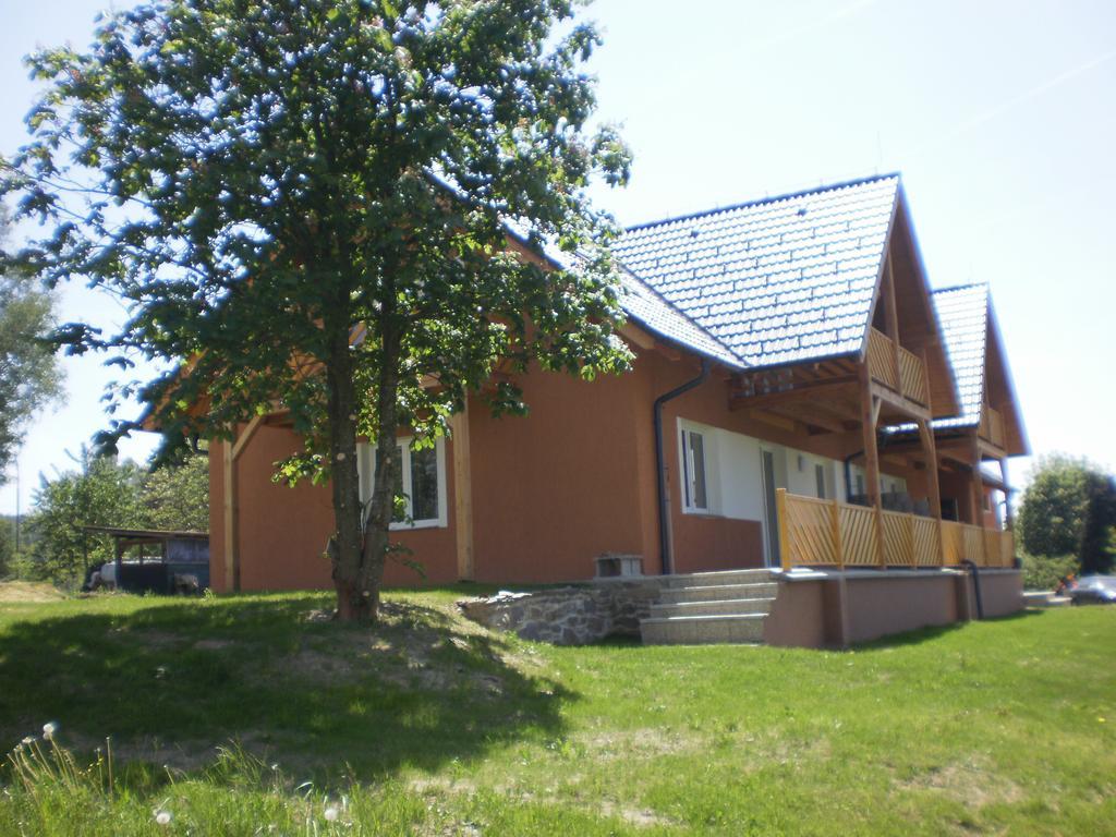 Apartmany Eva Frymburk Exteriör bild